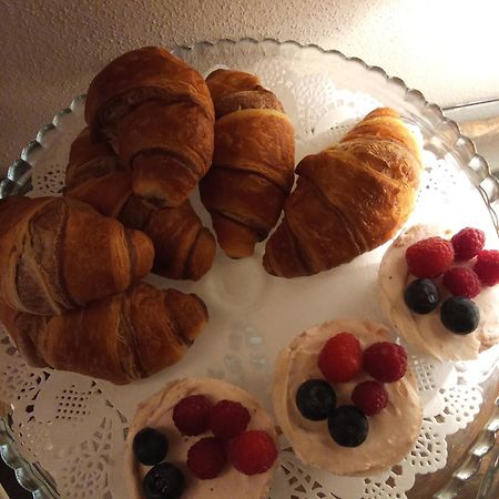 B&B Antico Tralcio Antignano  Eksteriør bilde